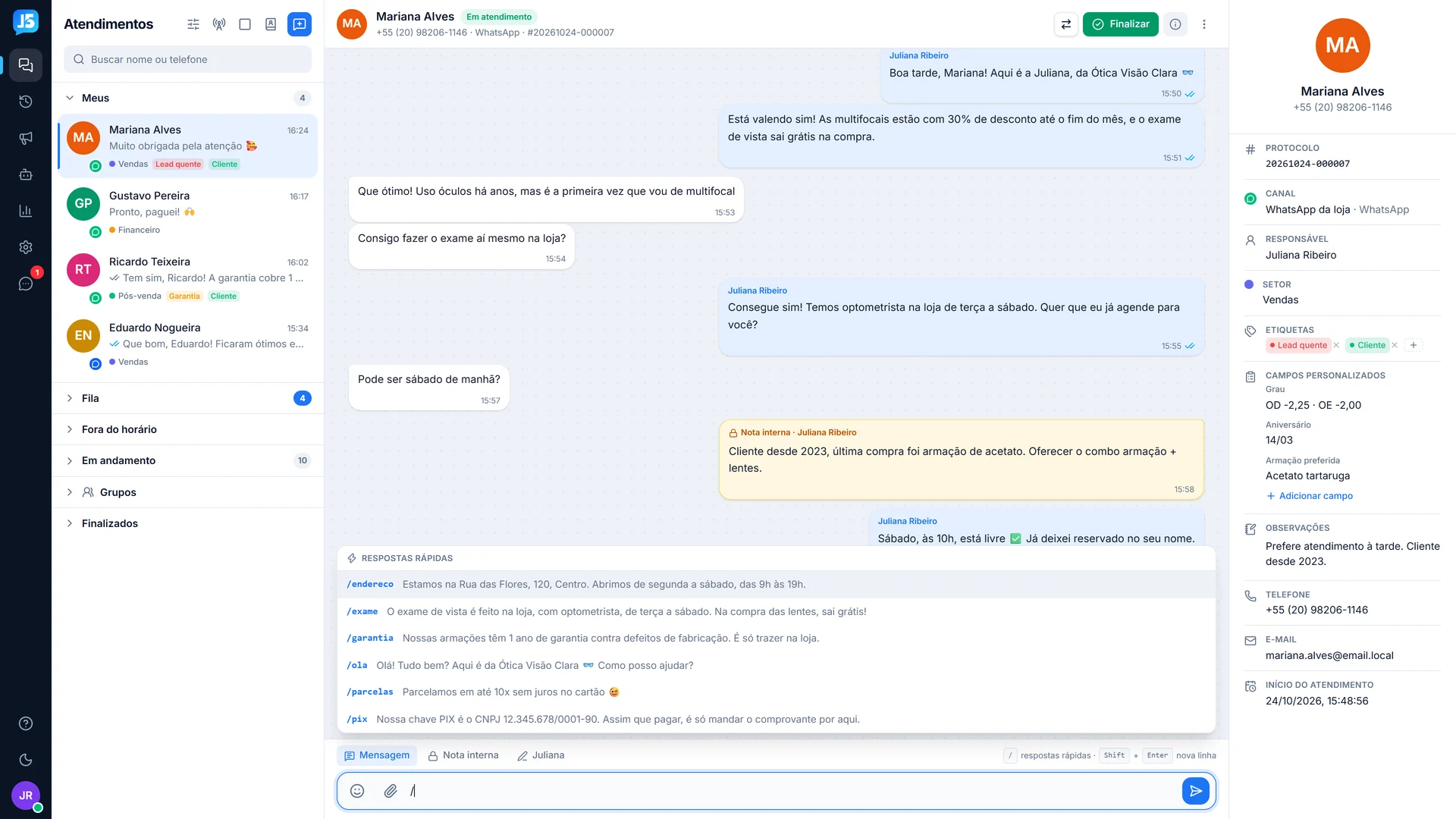 Respostas rápidas do JOTA5 Chat aparecendo ao digitar barra
